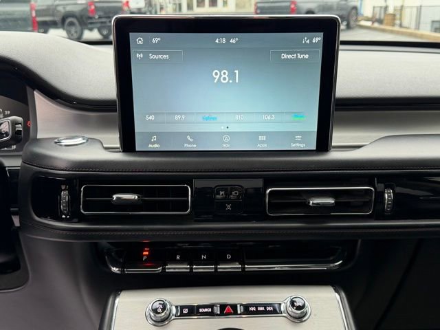 Used 2022 Lincoln Aviator AWD w/ Premium Package image 5