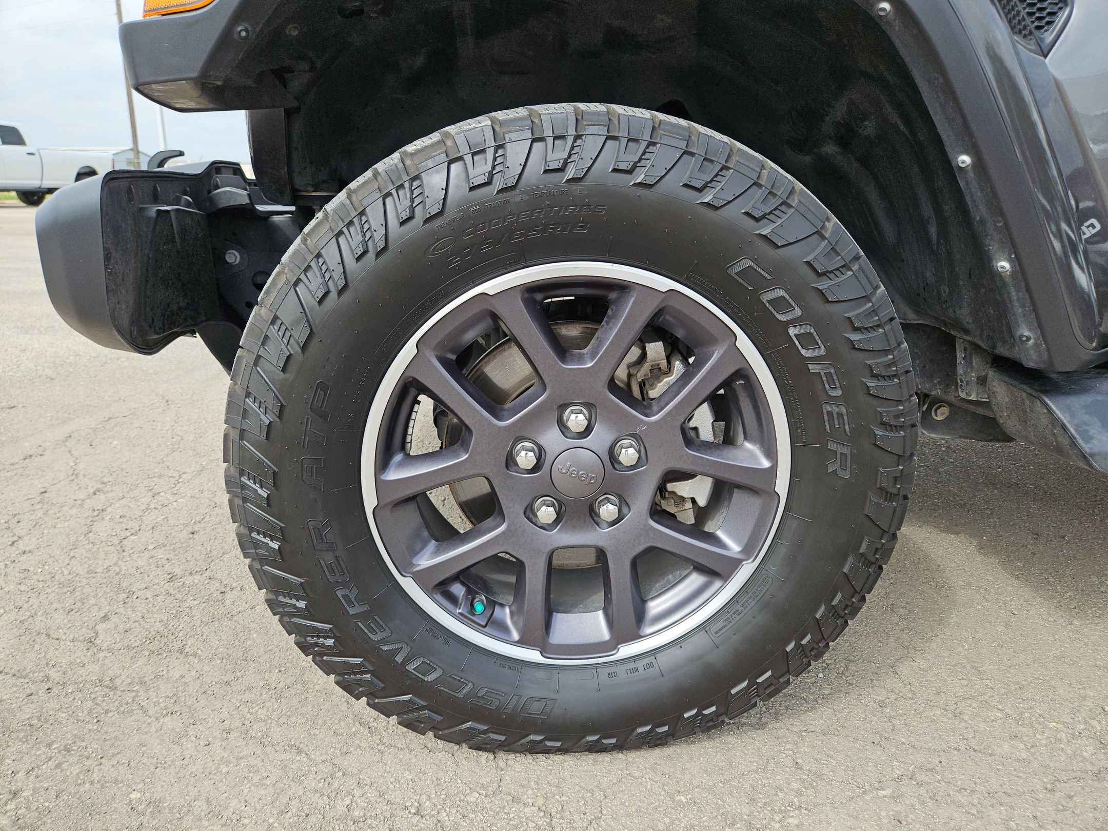 Used 2022 Jeep Gladiator Overland w/ Popular Equipment Package image 31