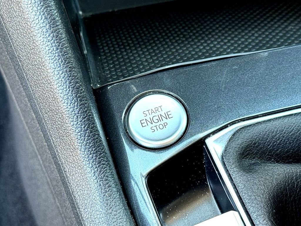 Certified 2024 Volkswagen Tiguan Wolfsburg Edition FWD image 20