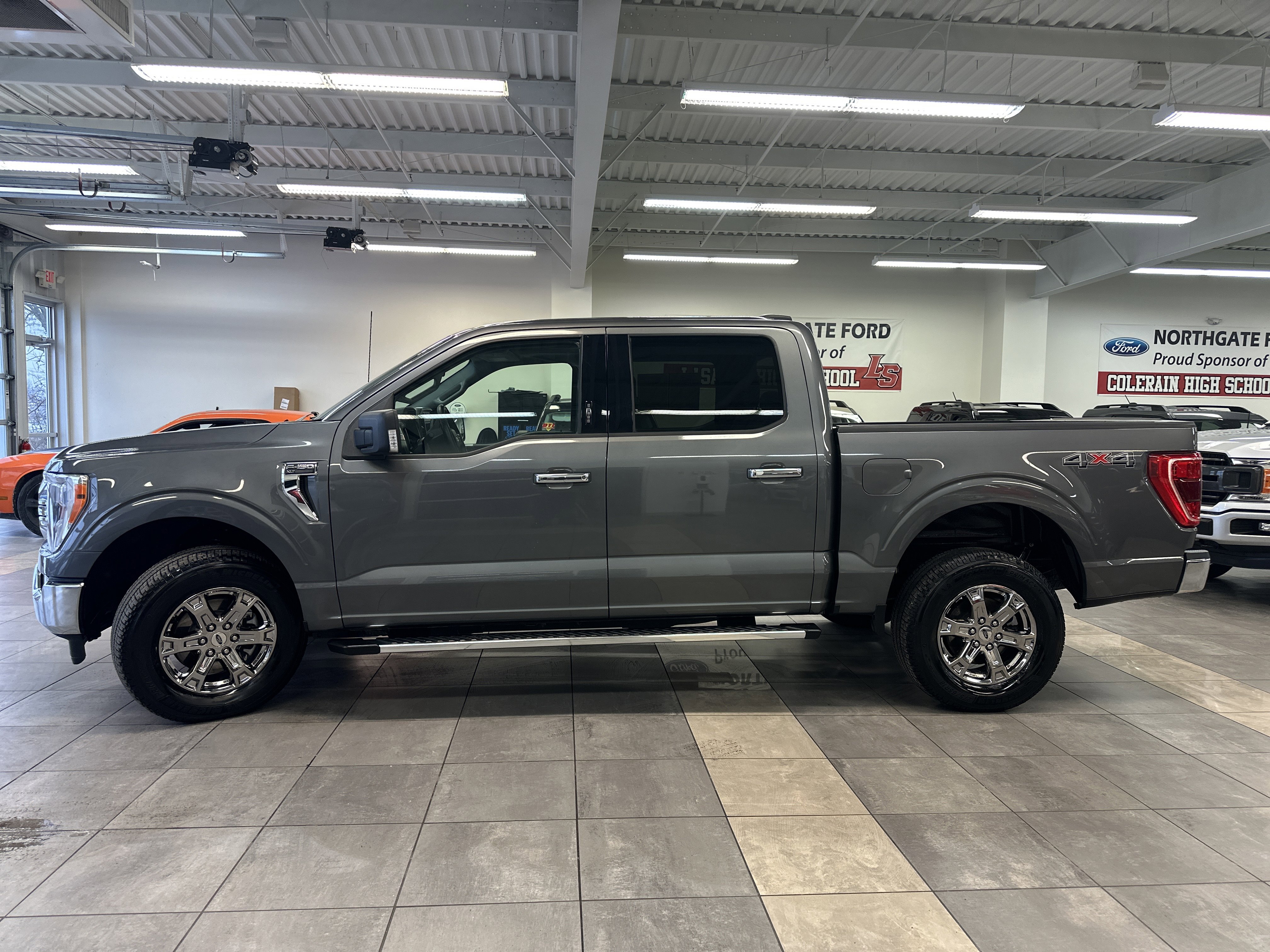 Used 2022 Ford F150 XLT w/ Equipment Group 302A High image 18