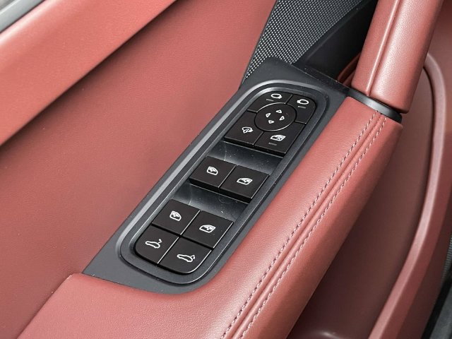 New 2026 Porsche Cayenne GTS AWD/4WD image 37
