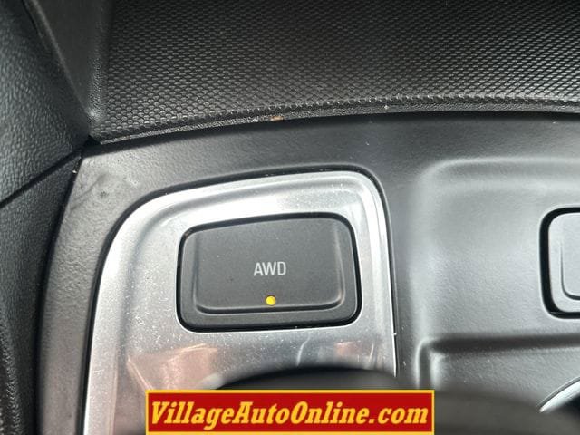 Used 2022 Chevrolet Equinox LT w/ Driver Convenience Package AWD/4WD image 24
