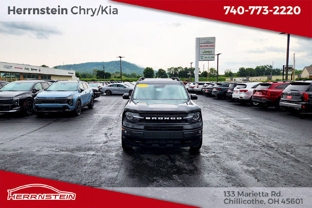 Used 2023 Ford Bronco Sport Outer Banks AWD/4WD image 2