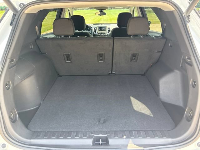 Used 2024 Chevrolet Equinox LT FWD image 17