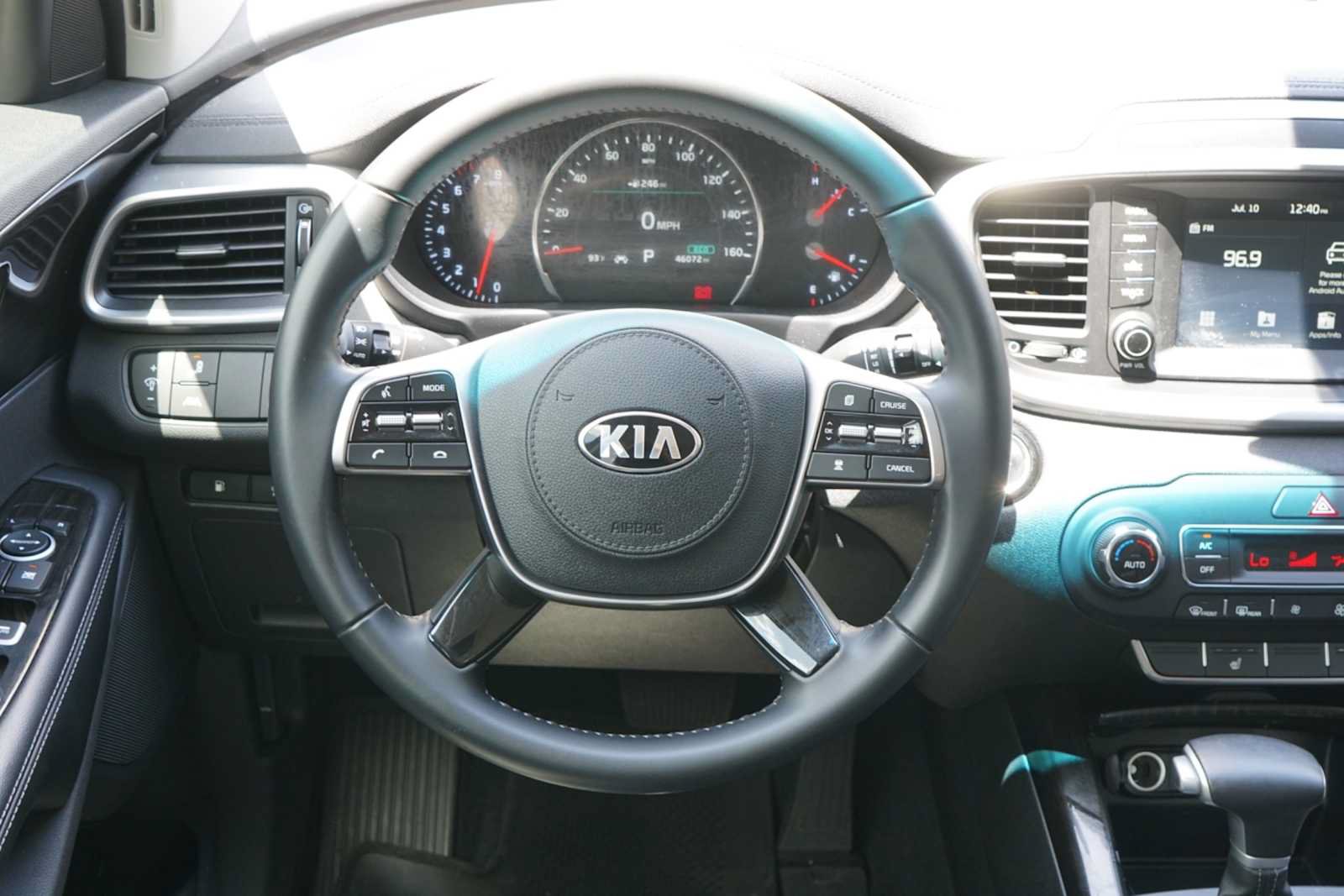 Used 2020 Kia Sorento EX FWD image 23