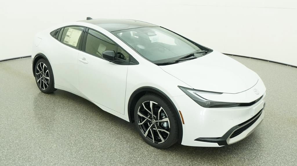 New 2026 Toyota Prius Plug-In Hybrid FWD image 13