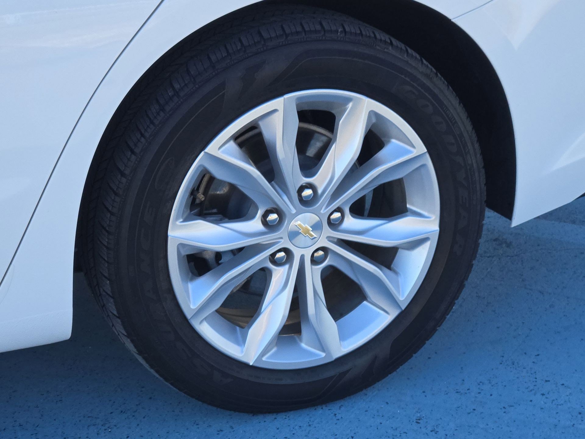 Used 2024 Chevrolet Malibu LT image 12