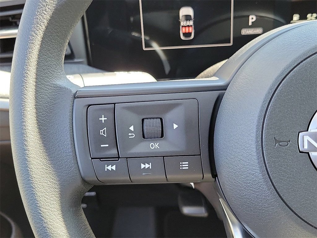 New 2025 Nissan Kicks SV FWD image 6
