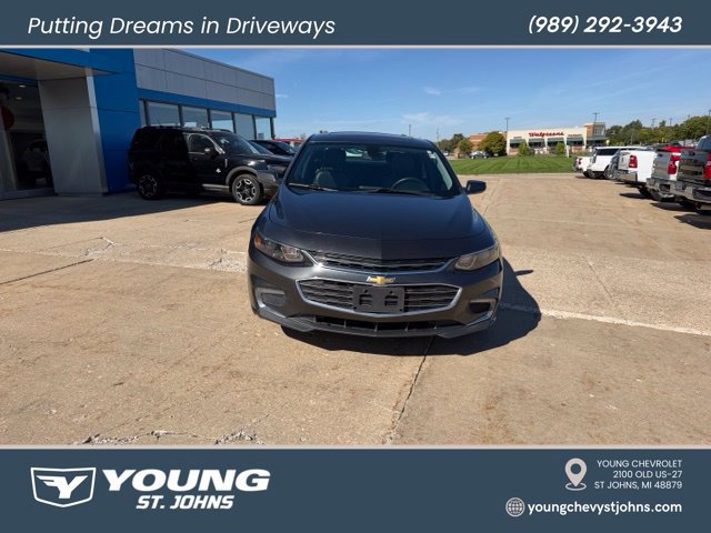 Certified 2017 Chevrolet Malibu LT w/ Leather Package FWD image 11