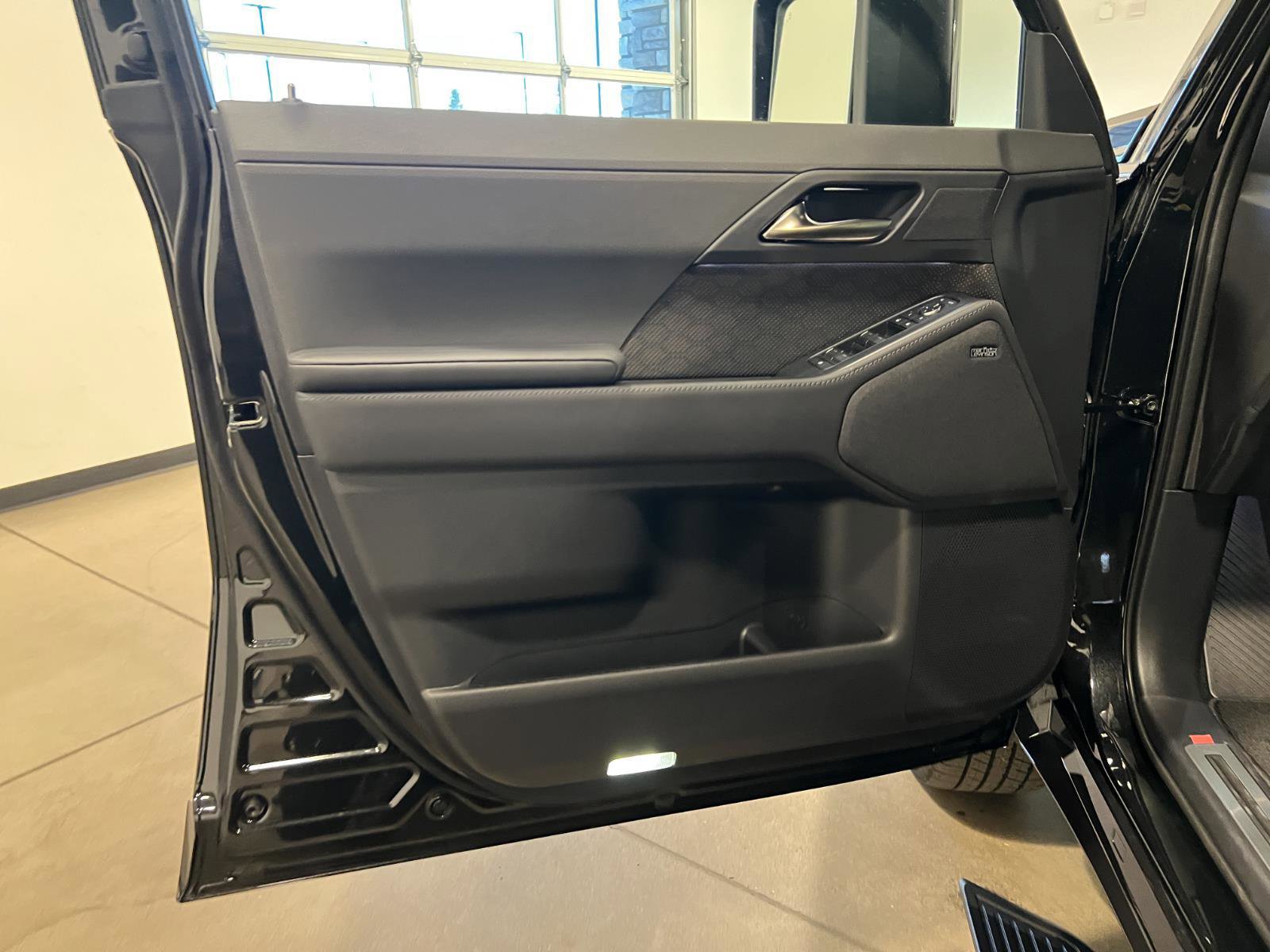 Used 2026 Lexus GX 550 w/ Cold Area Package image 29