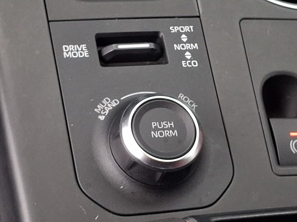 Used 2024 Toyota Highlander XSE AWD/4WD image 26