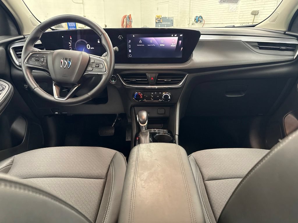 Used 2024 Buick Encore GX Preferred w/ Comfort Package AWD/4WD image 17