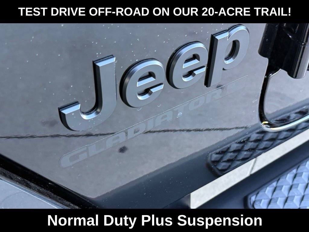 New 2026 Jeep Gladiator Sahara image 30