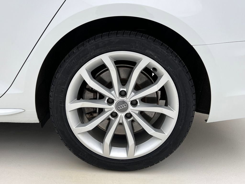 Used 2019 Audi A4 2.0T Premium w/ Convenience Package image 26
