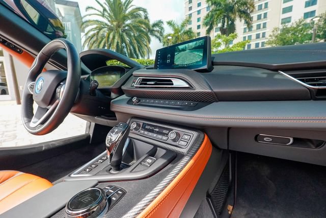 Used 2019 BMW i8 Roadster AWD/4WD image 86
