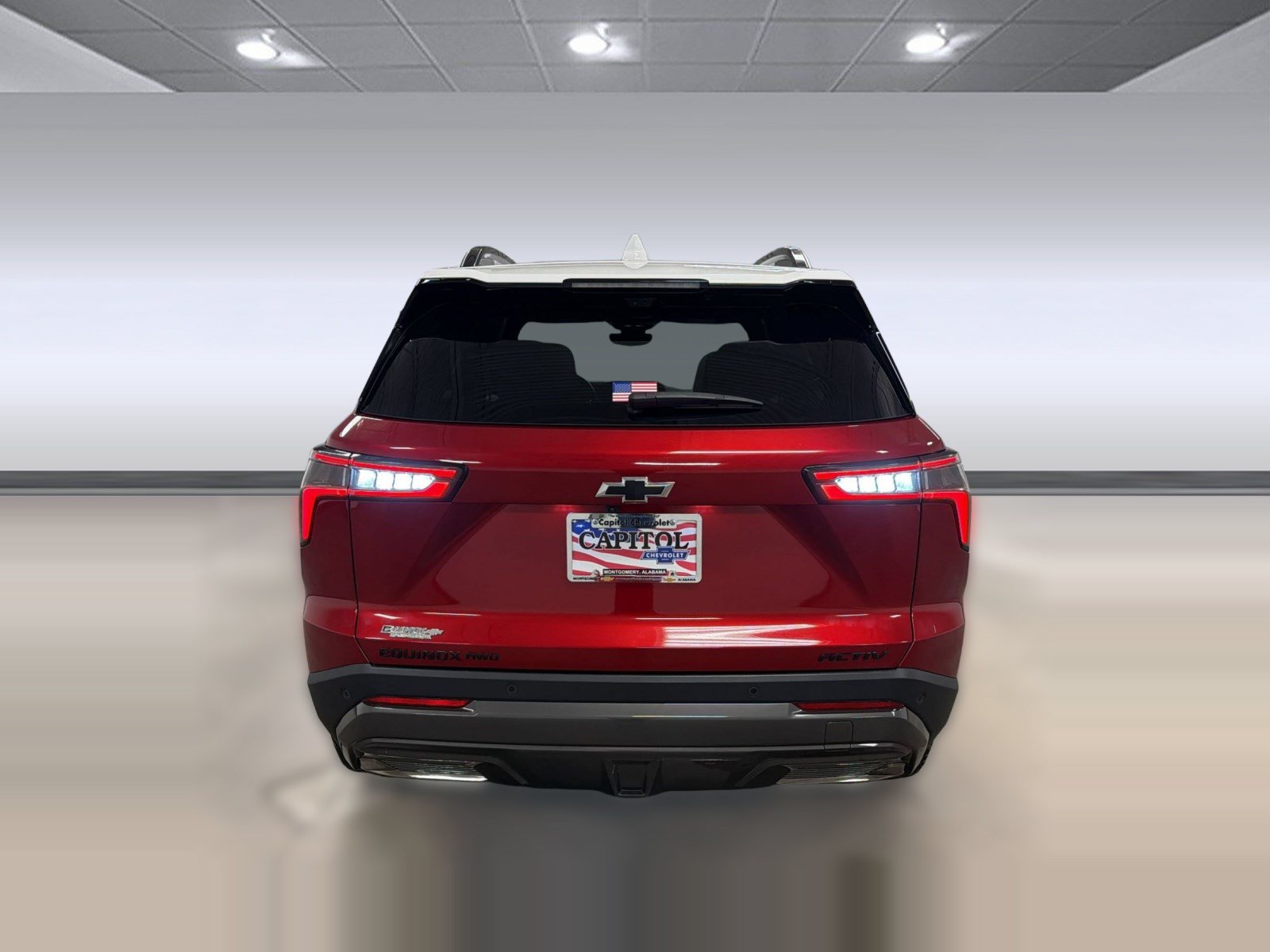 Used 2025 Chevrolet Equinox ACTIV w/ Safety and Technology Package AWD/4WD image 10