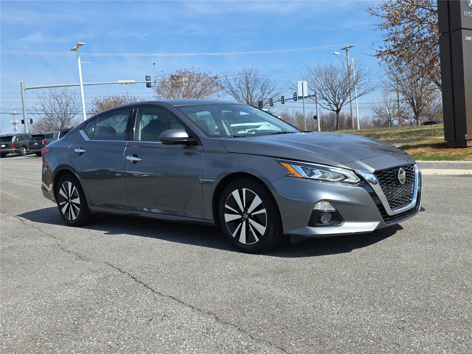 Used 2020 Nissan Altima 2.5 SL image 2