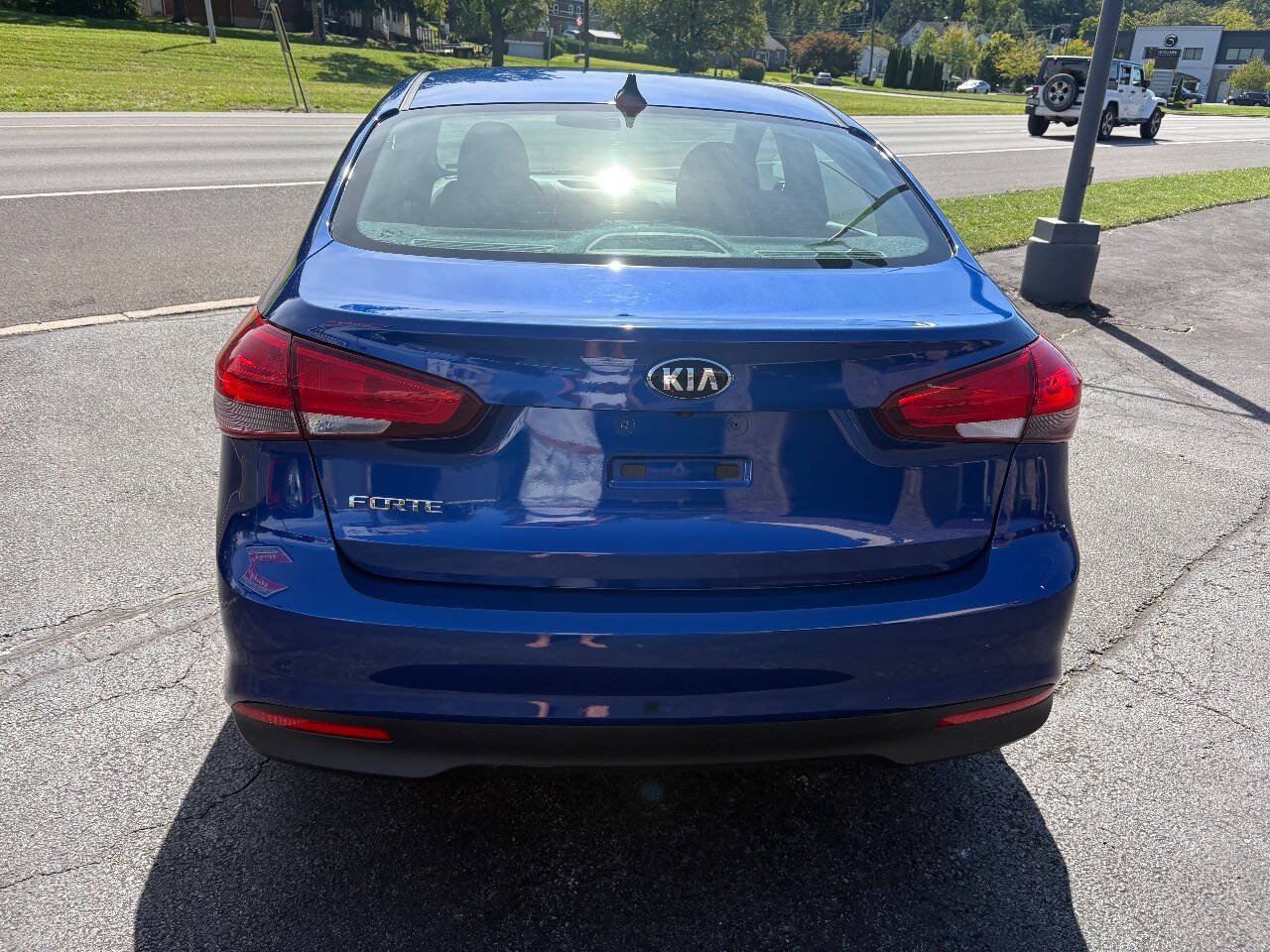 Used 2017 Kia Forte LX w/ LX Popular Package FWD image 11