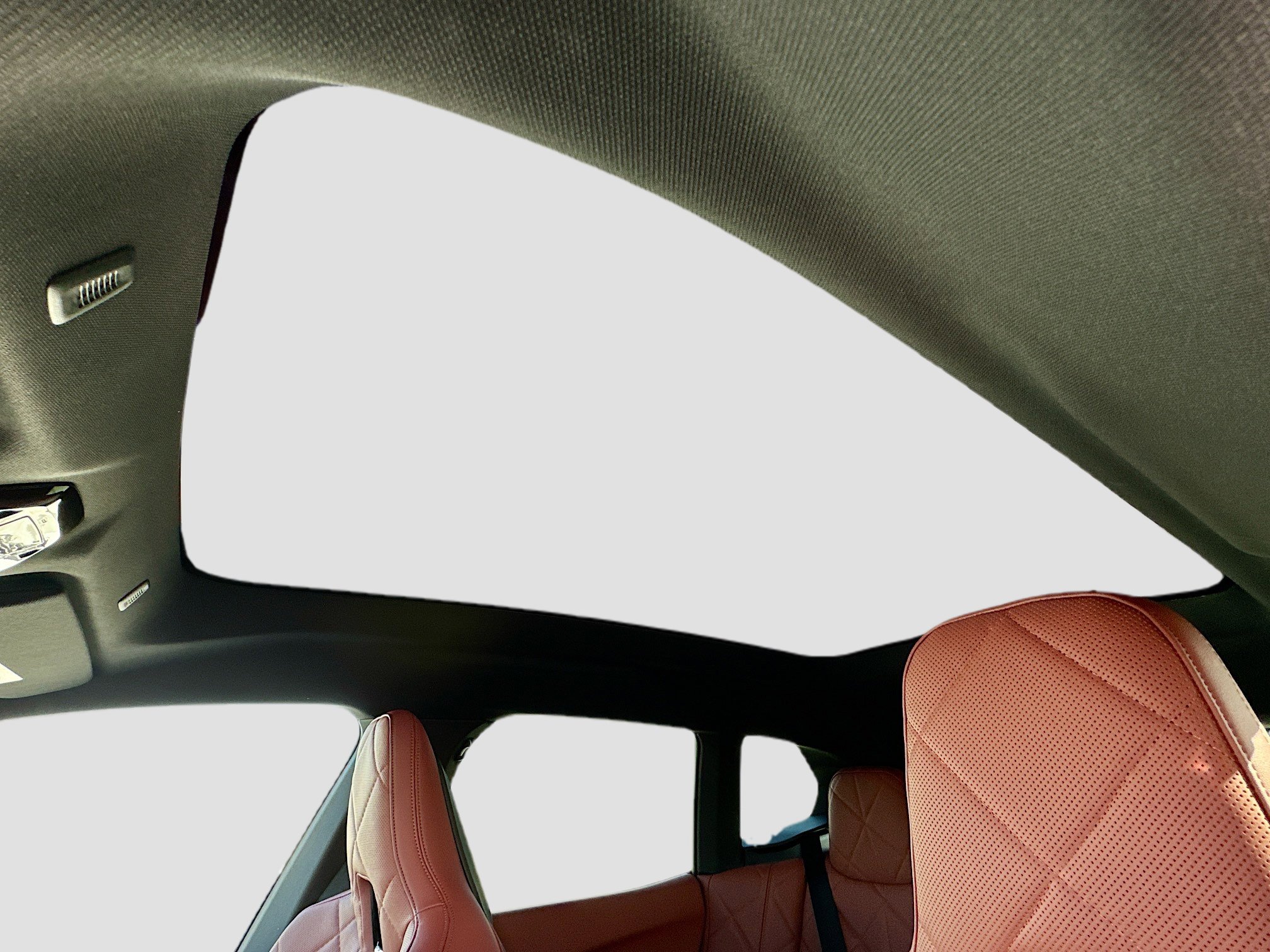 New 2026 BMW iX xDrive60 w/ M Sport Package image 16