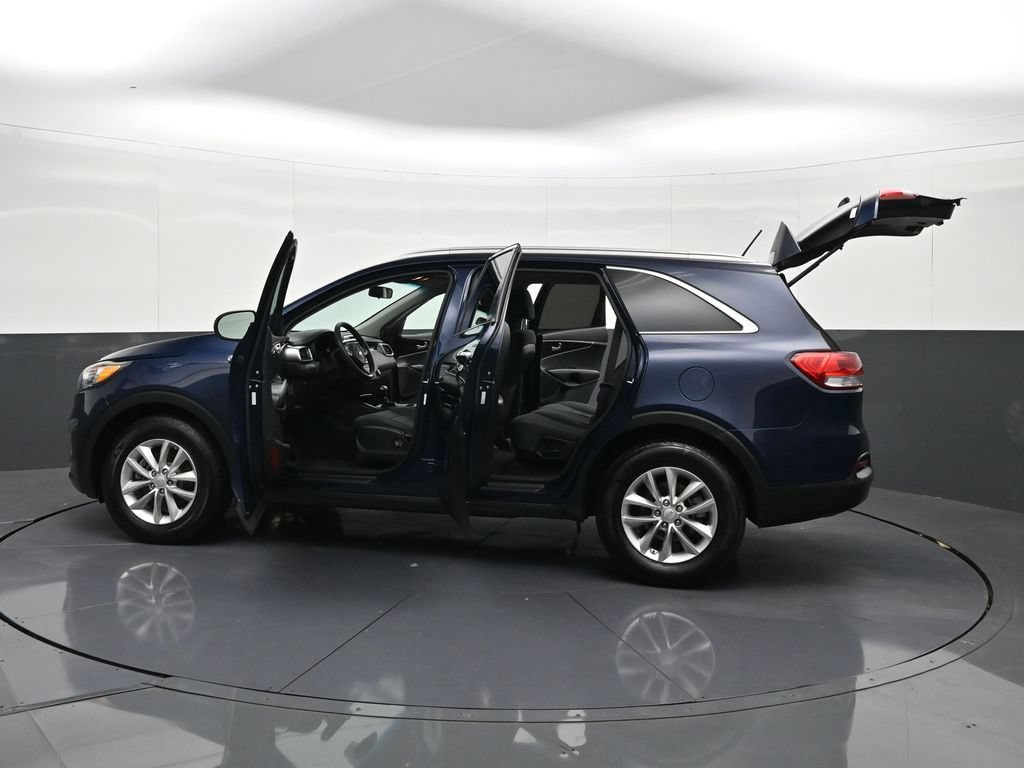 Used 2016 Kia Sorento FWD image 39