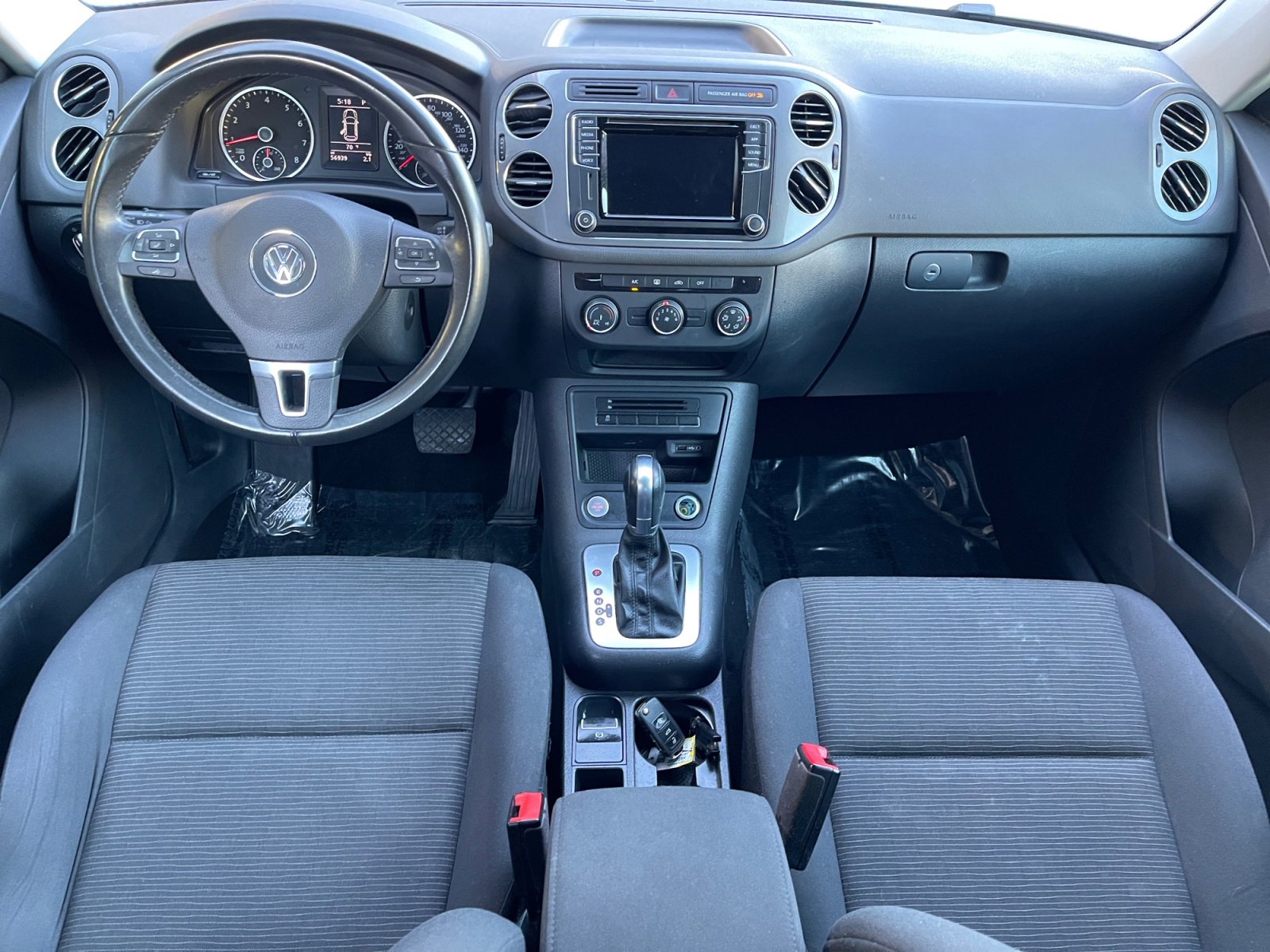 Used 2017 Volkswagen Tiguan Limited w/ Premium Package FWD image 10