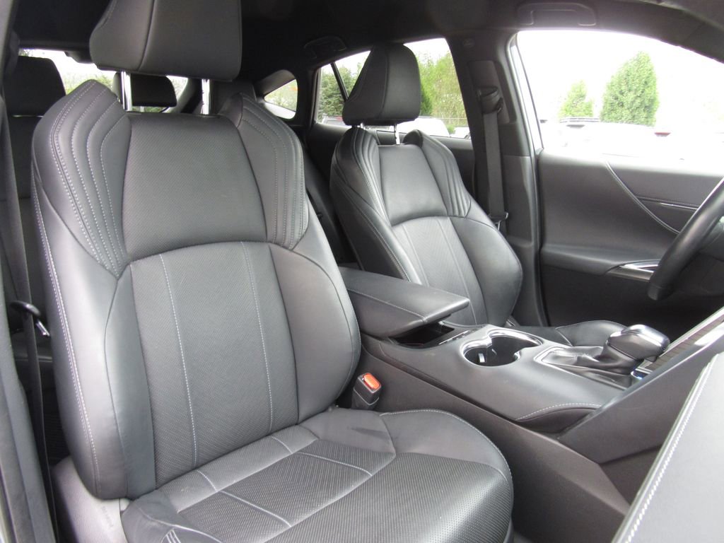 Certified 2023 Toyota Venza Limited AWD/4WD image 19