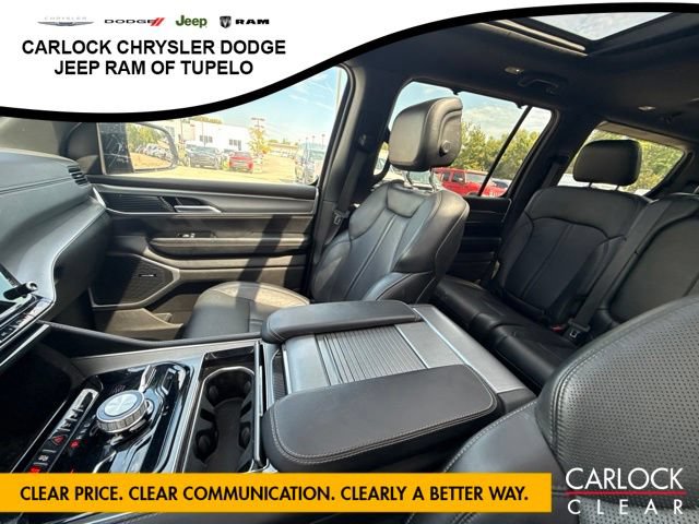 Used 2024 Jeep Wagoneer Series II w/ Convenience Group I AWD/4WD image 28