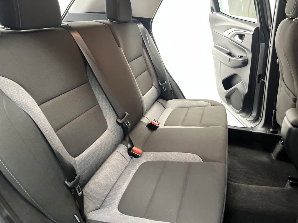 Used 2025 Chevrolet TrailBlazer LT AWD/4WD image 17