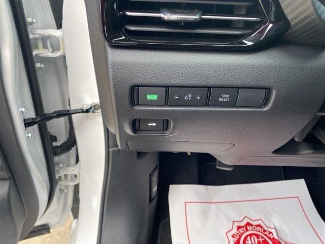 New 2025 Nissan Sentra SR image 19