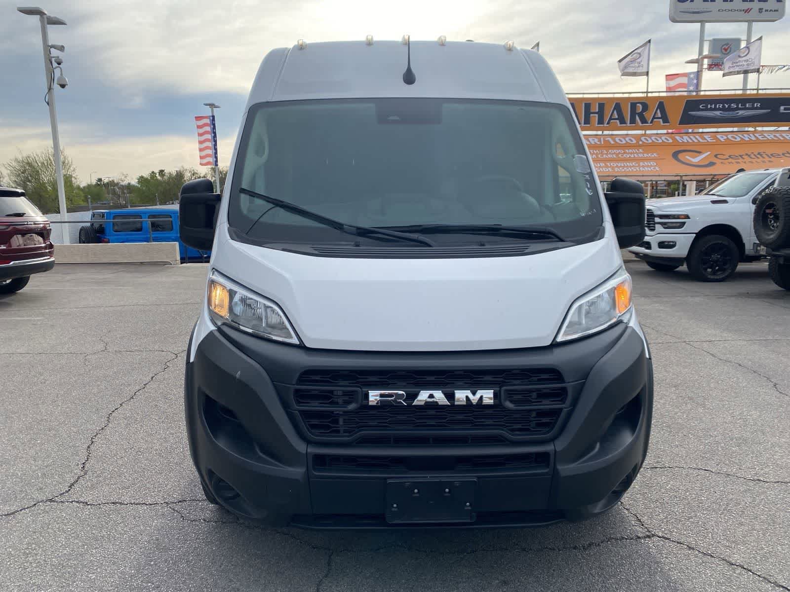 Used 2023 RAM ProMaster 2500 FWD image 2