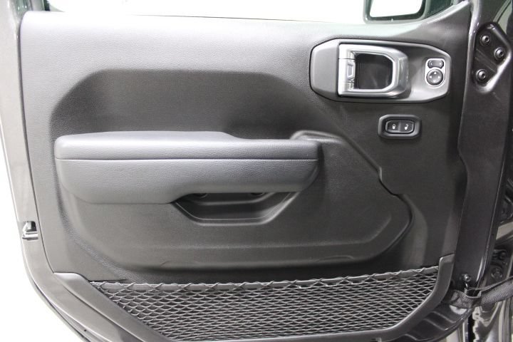 Used 2024 Jeep Wrangler Sport AWD/4WD image 17