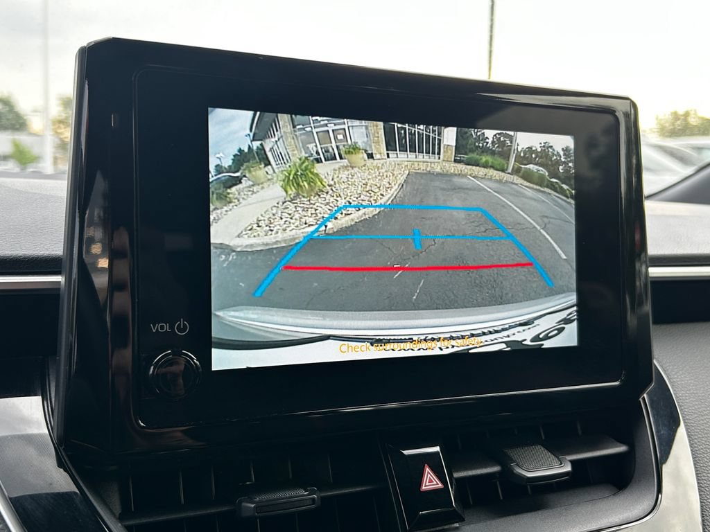 Used 2025 Toyota Corolla SE FWD image 19