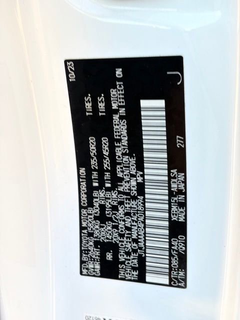 Used 2023 Lexus RZ 450e Premium w/ Accessory Package (Z1) image 25