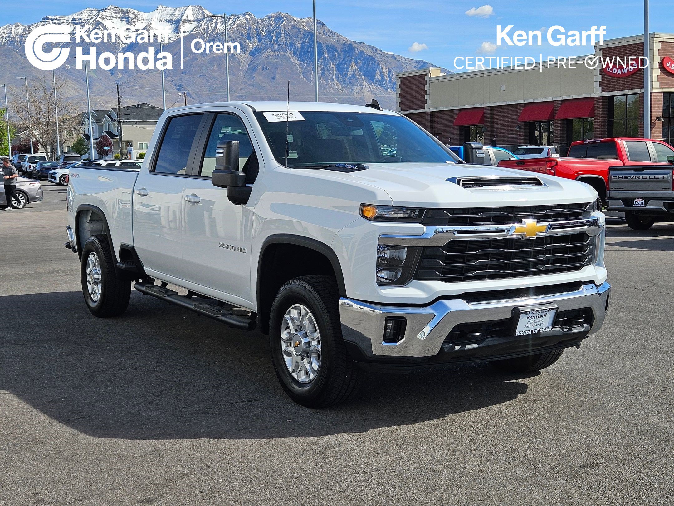 Used 2024 Chevrolet Silverado 3500 LT w/ Convenience Package image 1
