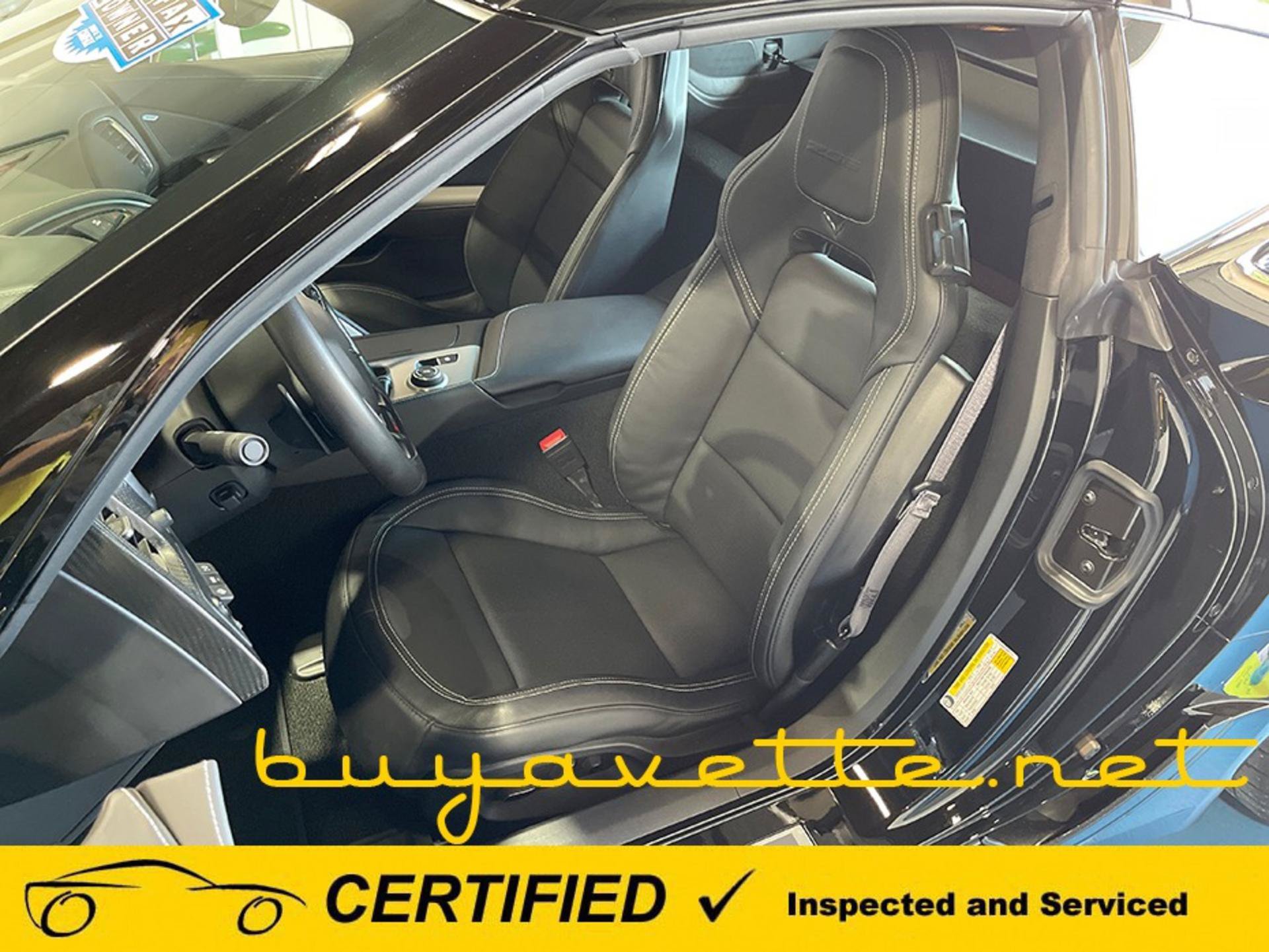 Used 2015 Chevrolet Corvette Z06 w/ 3LZ Preferred Equipment Group RWD image 17