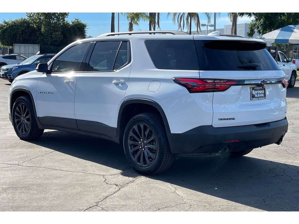 Used 2022 Chevrolet Traverse RS image 3