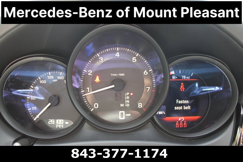 Used 2022 Porsche Macan image 32