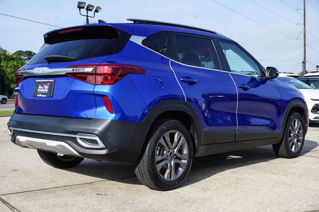 Used 2023 Kia Seltos S w/ Navigation Package image 4