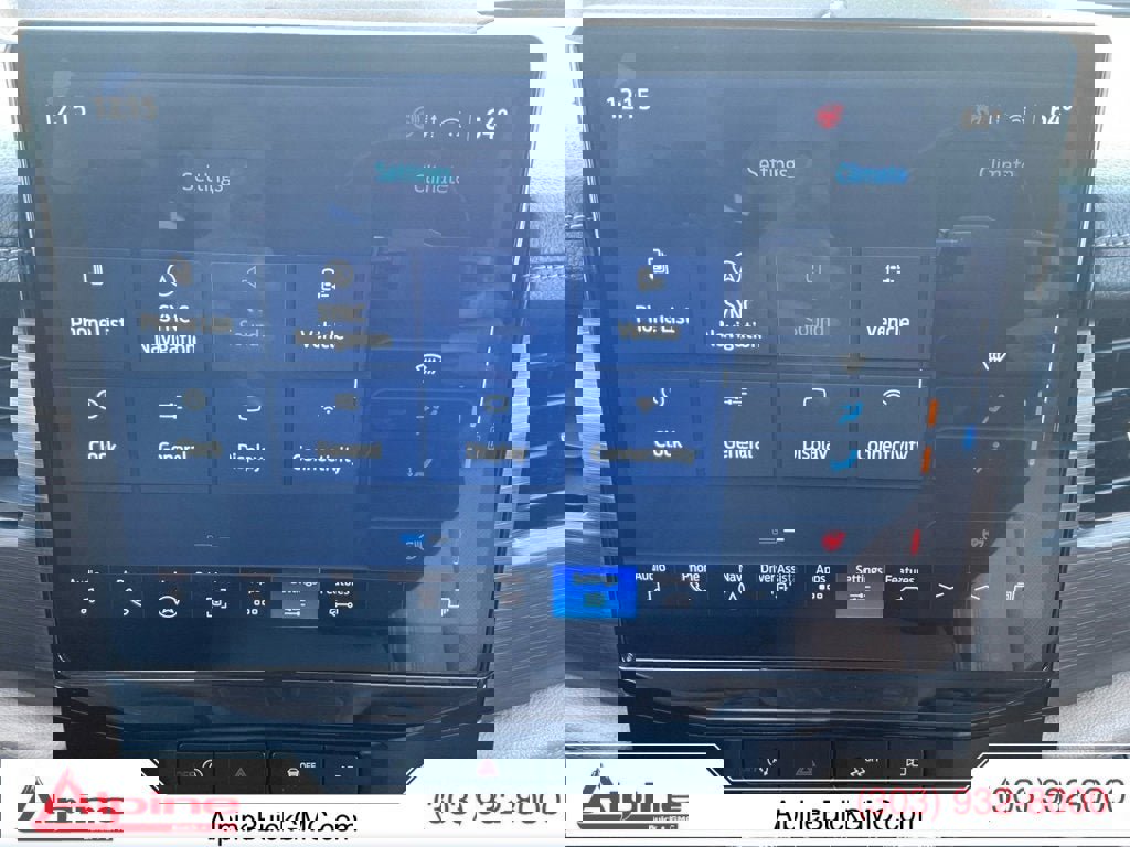 Used 2024 Ford Expedition Limited image 16