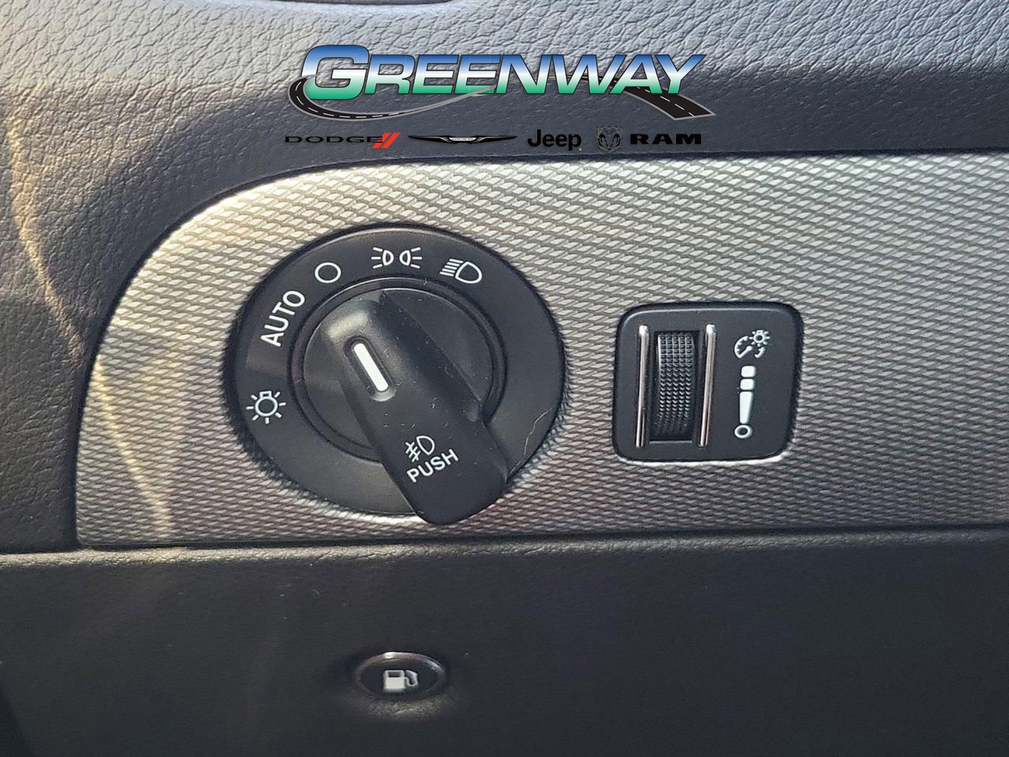 Used 2018 Dodge Durango GT w/ Premium Group image 22