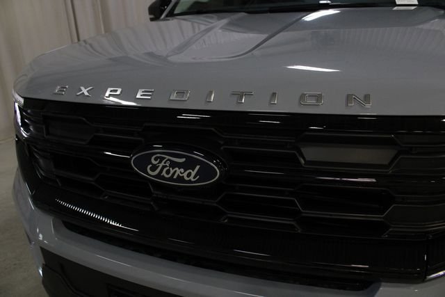 New 2026 Ford Expedition Active AWD/4WD image 32