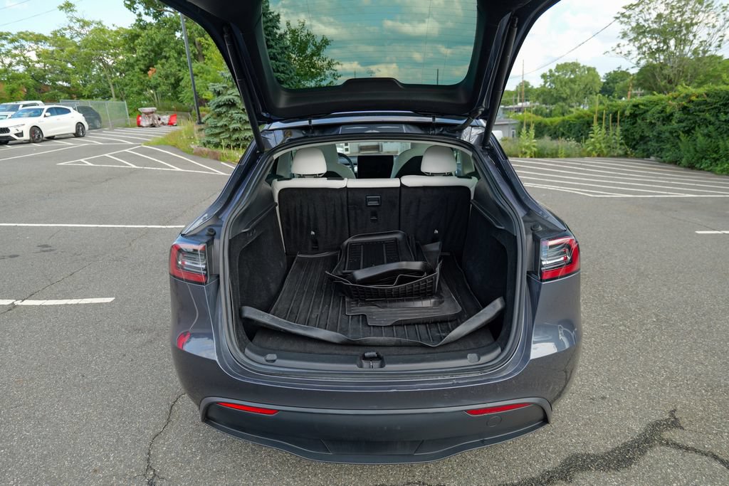 Used 2023 Tesla Model Y Long Range AWD/4WD image 51