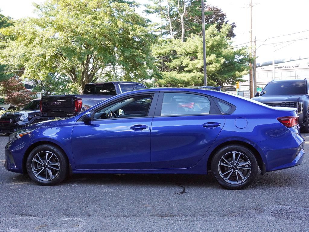 Used 2022 Kia Forte LXS FWD image 15