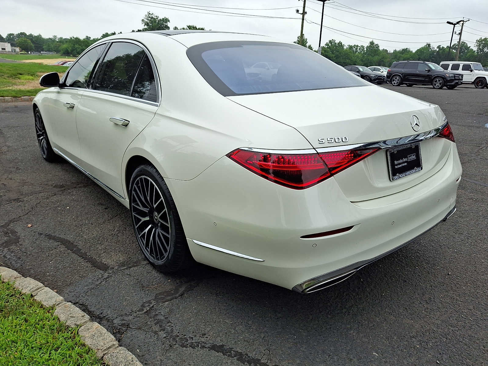 Certified 2022 Mercedes-Benz S 500 4MATIC image 4
