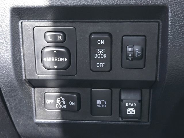 Used 2020 Toyota Tundra SR5 w/ SR5 Upgrade Package image 24