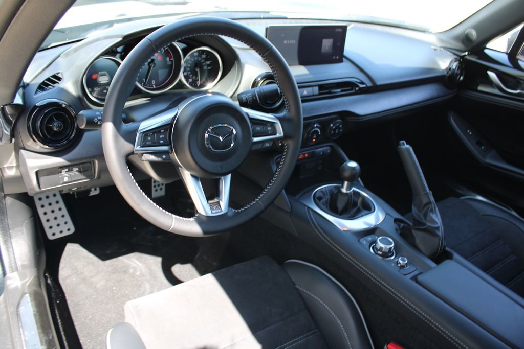 Used 2024 MAZDA MX-5 Miata RF Club w/ Interior Package RWD image 8