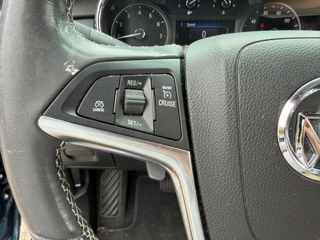 Used 2020 Buick Encore Preferred w/ Safety Package FWD image 31