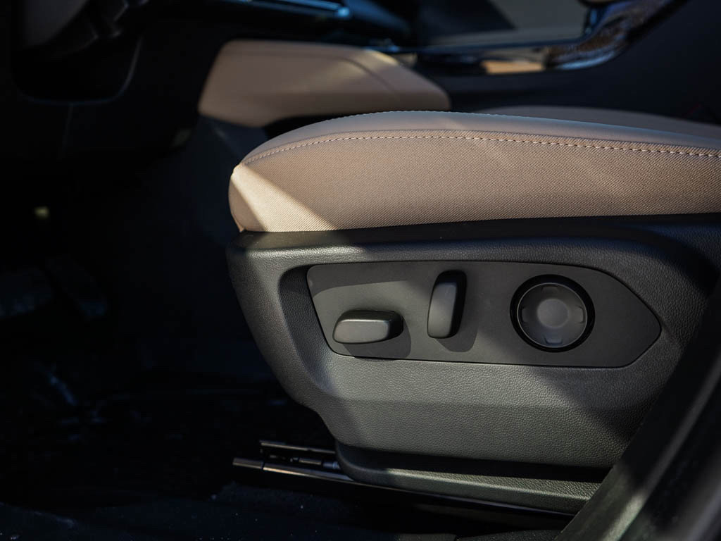 New 2026 Buick Envision Preferred image 18