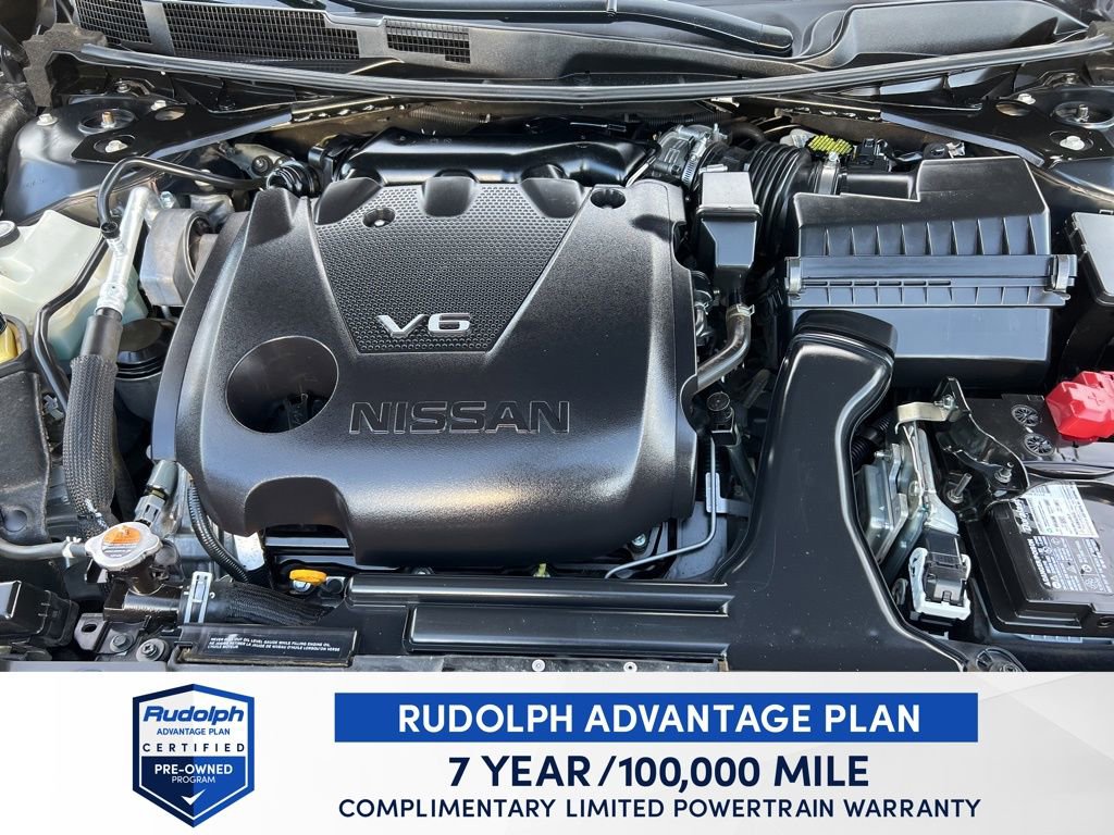 Used 2021 Nissan Maxima SR w/ Sport Mat Group image 32