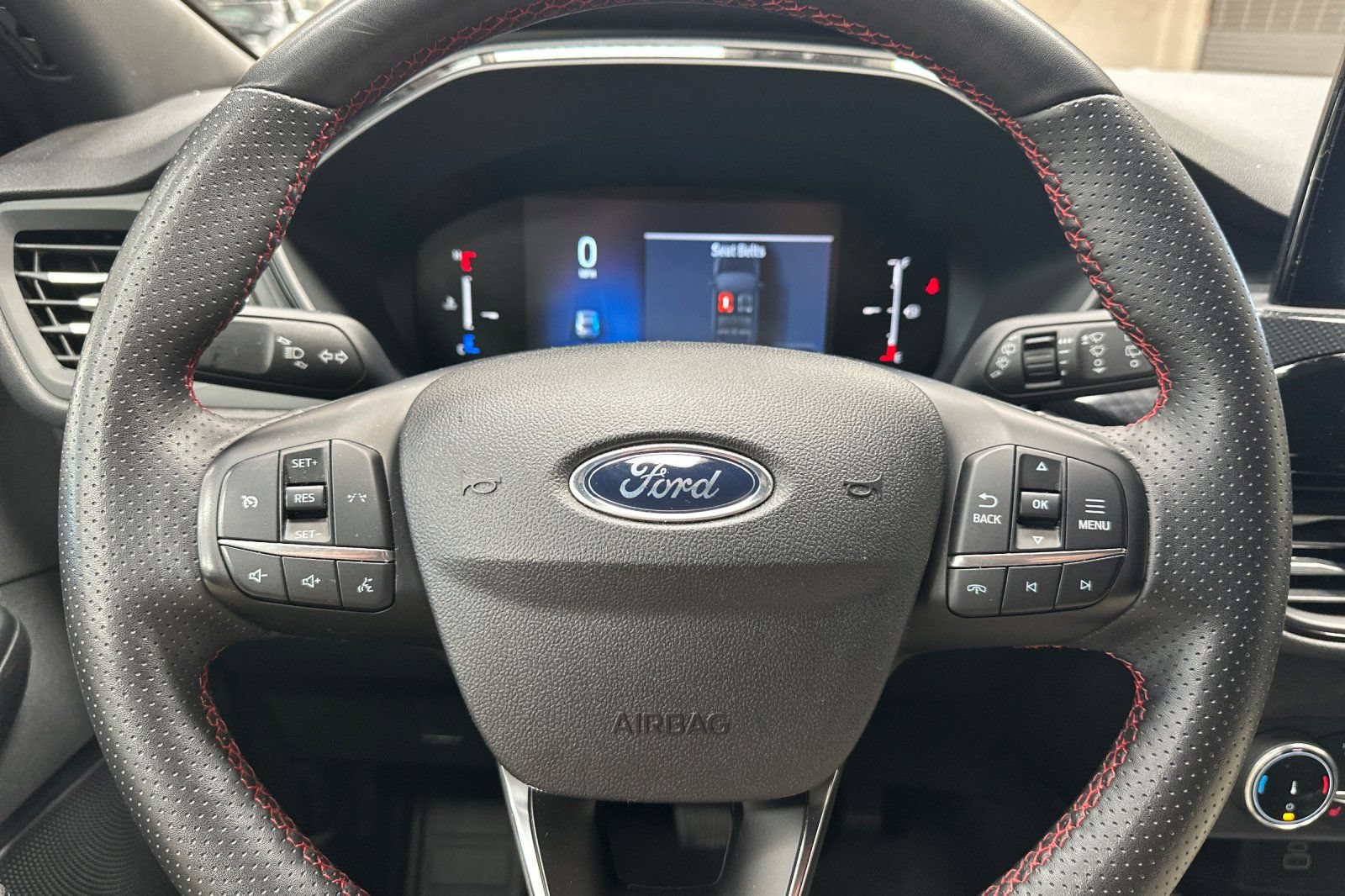 Used 2025 Ford Escape ST-Line Select AWD/4WD image 29